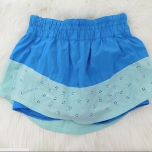 lululemon skirt. size 4